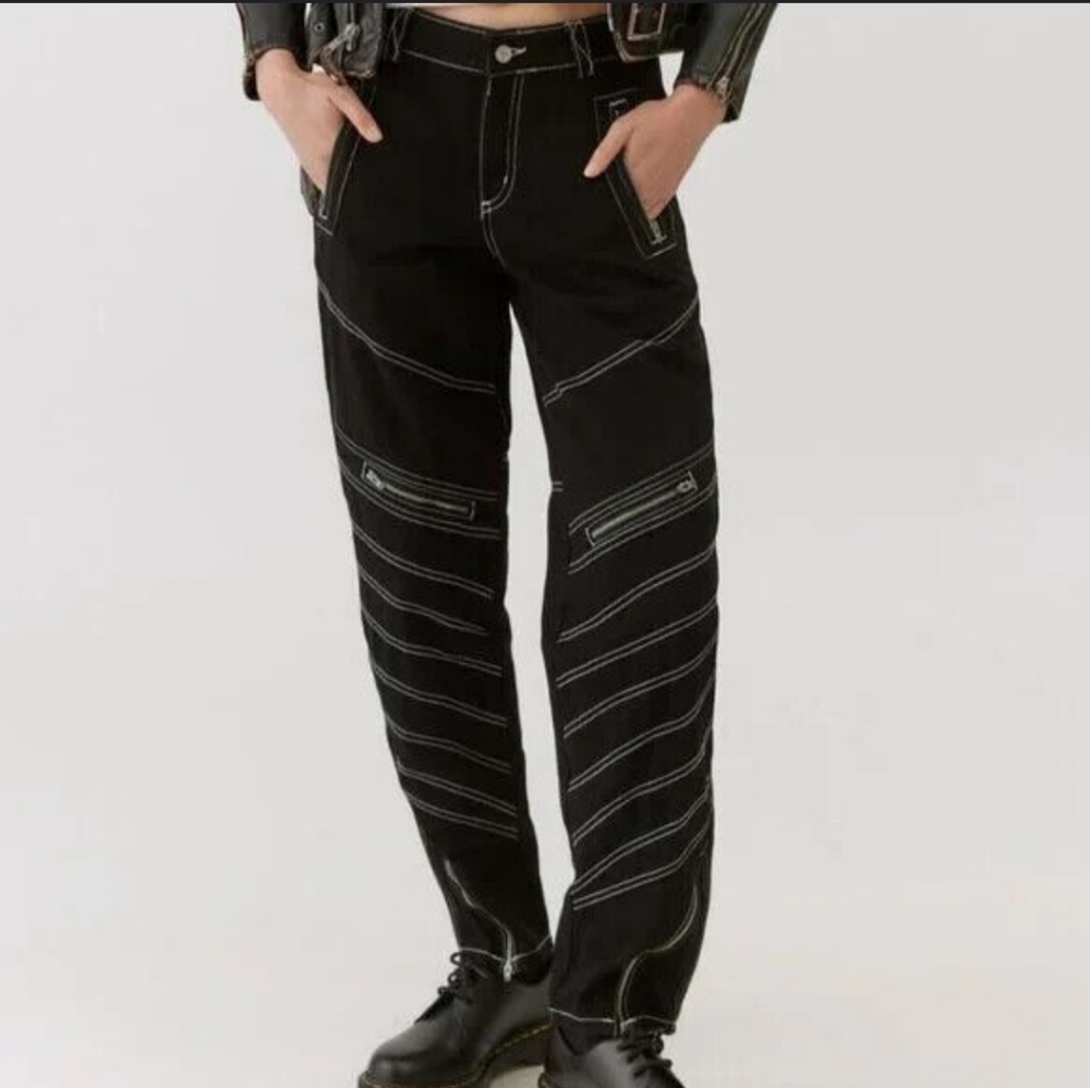 BDG Contrast Stitch Moto Jeans